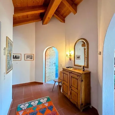 Chesa Cilgia Apartment *